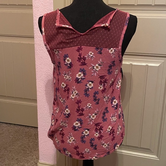 No Boundaries Pink Floral Blouse - Picture 2 of 6